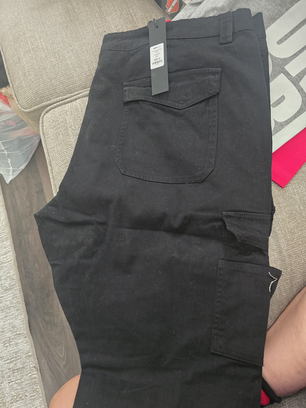 Men's Black Cargo Joggers - Classic Utility Style